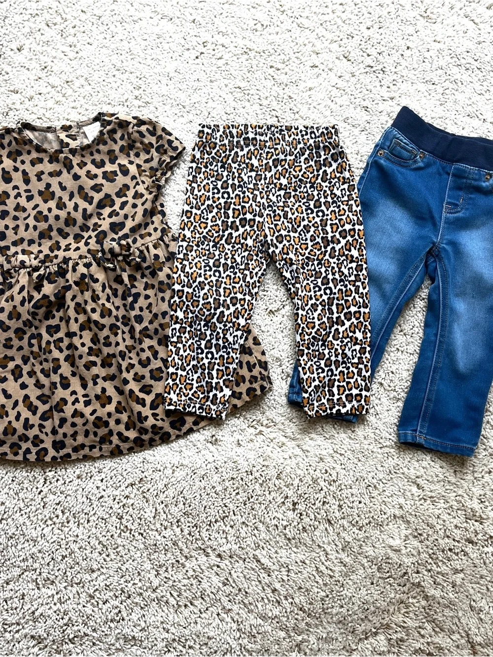 Toddler Girl 18M Clothing Bundle Carter’s Leopard Dress, Cat & Jack Jeans